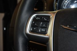 2013款克莱斯勒大捷龙3.6L豪华版