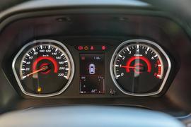 2016款东南DX3 1.5L 手动尊贵型