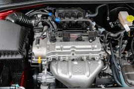 2016款宝骏310 1.2L 手动豪华型