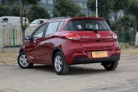 2016款宝骏310 1.2L 手动豪华型