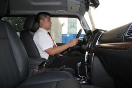 2016款北京BJ80 2.3T 自动尊贵版