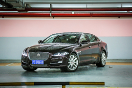 2016款 XJL 3.0T 四驱旗舰商务版