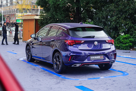 2018款上汽通用别克威朗GS 20T 双离合豪华型