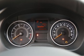 2014款东风标致301 1.6自动尊贵 试驾实拍