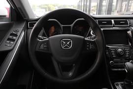 2016款江铃驭胜S330 1.5L GTDi 自动两驱尊贵版