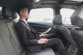 后排空间