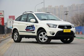 2014款双龙爱腾2.3L四驱自动豪华汽油版