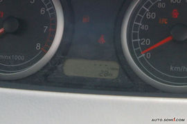 2009款奇瑞QQme抢先试驾