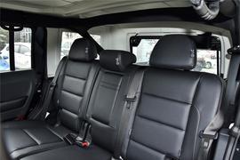 2016款北京BJ40L 2.3T 自动四驱尊享版