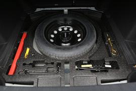 2015款标致408 1.2T 自动豪华版