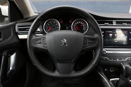 2015款标致408 1.2T 自动豪华版