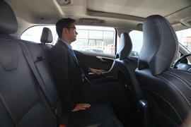 2017款沃尔沃XC60 2.0T T5 AWD 智驭版
