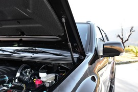 2018款五十铃牧游侠 1.9T 自动四驱劲享版 7座