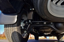 2018款五十铃牧游侠 1.9T 自动四驱劲享版 7座