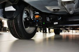 2012款现代朗动1.6L DLX手自一体尊贵型