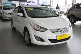 2012款现代朗动1.6L DLX手自一体尊贵型