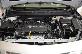 2014款别克英朗XT 1.6L手动舒适版(天窗版)