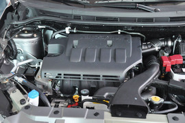 2013款启辰D50 1.6L自动北斗导航版