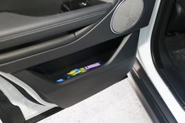 2018款 揽胜极光 240PS SE DYNAMIC 智锐版