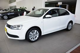2014款大众速腾1.6L自动时尚型