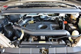 2014款东风风行菱智M5 Q3 2.0L 7座长轴豪华型