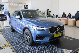 2018款沃尔沃XC60 T5 四驱智雅运动版