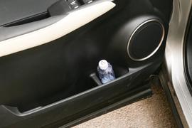 2017款 雷克萨斯NX 300h 前驱 锋尚版