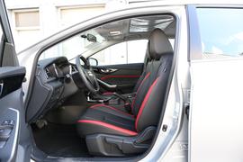 2018款 启辰D60 1.6L CVT智联精英版