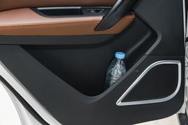 2017款 一汽吉林森雅R7 1.6L 自动豪华型