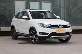 2017款 一汽吉林森雅R7 1.6L 自动豪华型