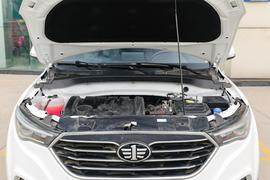 2017款 奔腾X40 1.6L 手动互联智酷型