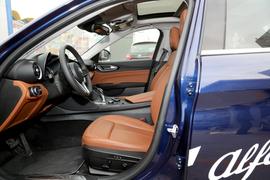 2017款 阿尔法罗密欧Giulia 2.0T 200HP 豪华版