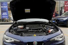 2017款 阿尔法罗密欧Giulia 2.0T 200HP 豪华版