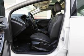2018款 福特福克斯 三厢 EcoBoost 180 自动精英型