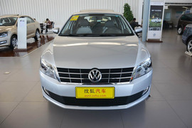 2013款大众朗行1.6L自动舒适型