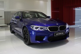 2018款宝马M5实拍组图