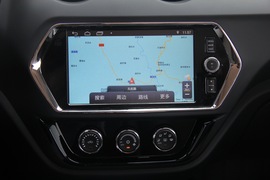 2018款东南DX3 1.5T 户外版 CVT尊贵型