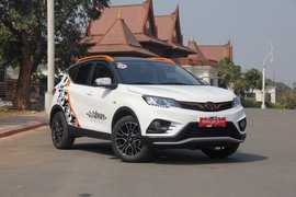2018款东南DX3 1.5T 户外版 CVT尊贵型