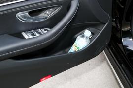 2018款 奔驰E级 E 300 L 运动时尚型