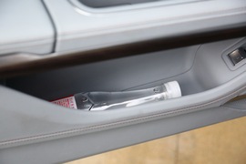 2018款 奥迪A8L 55TFSI quattro豪华型