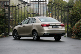 2018款吉利帝豪 1.5L CVT尊贵型