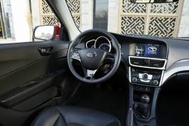 2014款东南V6菱仕1.5T 6MT深度试驾实拍