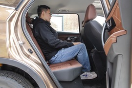 2018款森雅R7C 1.6L 手动豪华型