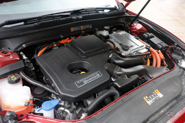 2018款福特蒙迪欧混合动力 2.0 PHEV智尊旗舰型