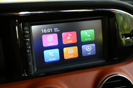 2018款 2.4L汽油四驱豪华型长货箱ZG24