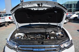 2018款哈弗H6 Coupe 蓝标 1.5T自动两驱豪华型