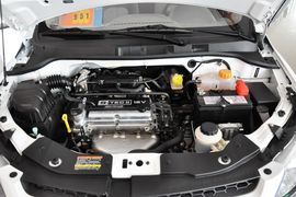 2013款雪佛兰赛欧两厢1.2L手动温馨版
