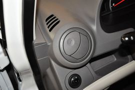 2013款雪佛兰赛欧两厢1.2L手动温馨版