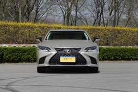 2018款雷克萨斯LS350豪华版