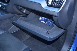 2018款 沃尔沃XC60 T8 E驱混动 智尊豪华版